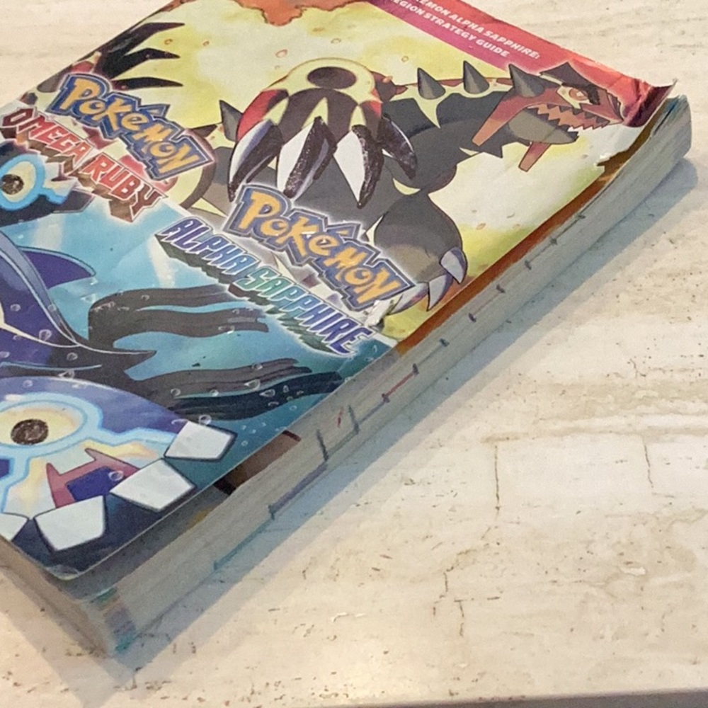 Pokemon Omega Ruby & Pokemon Alpha Sapphire Official Strategy Guide Hoenn Region - Picture 7 of 12